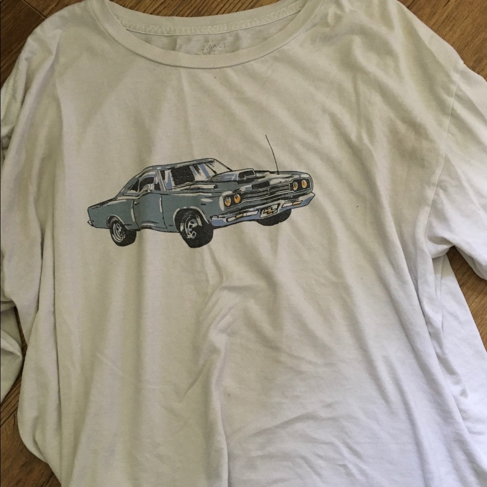 brandy melville car longsleeve